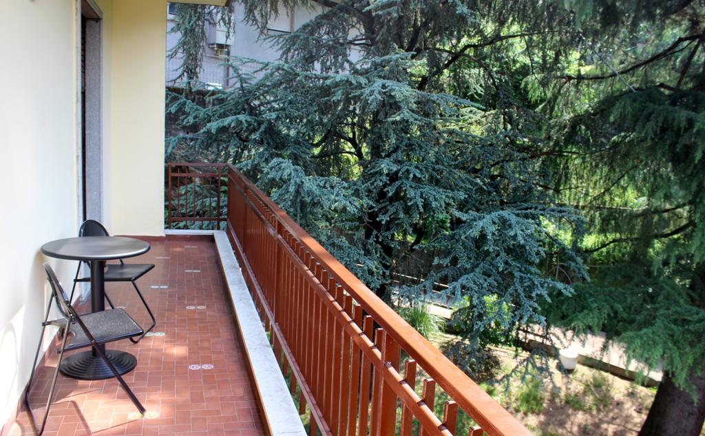 Casa Mattia By Holiday World Appartement Bellano Buitenkant foto